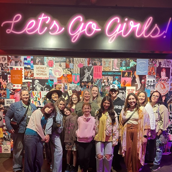 Andrea Carnahan is Live!! - Picture 5 of 17